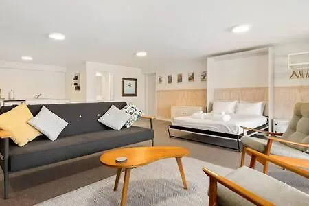 Wanaka 'Mount Iron Studio' With Private Terrace