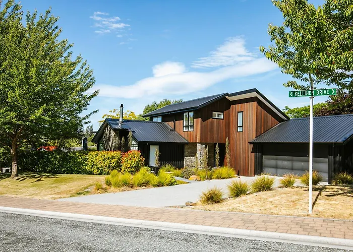 Number 3 - Close To Lake - Family Friendly