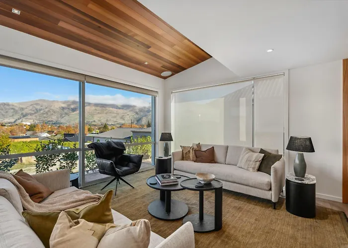 Clearview Vista - Wanaka Holiday Home