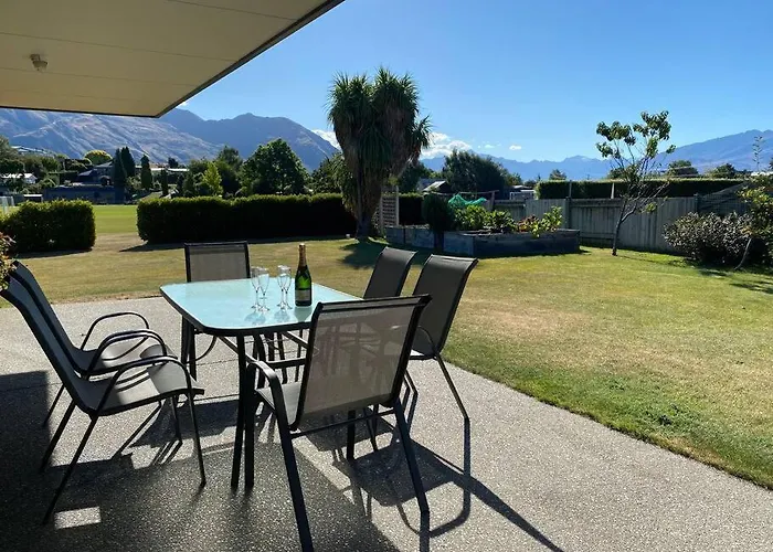 Lake Wanaka Retreat