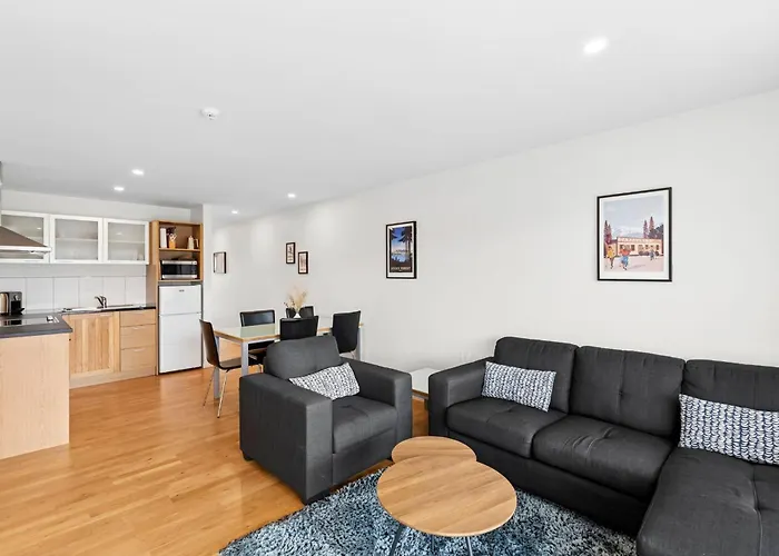 2 Bed With 2 Ensuites Central To Ski Fields Balcony Sleeps 4