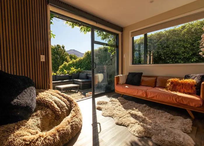 Studio B Style And Tranquility In Wanaka Nz