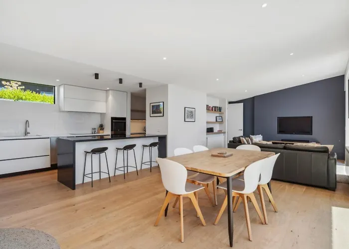 Entertainers Dream, Luxury, Sunny, Spacious, Sleeps 6