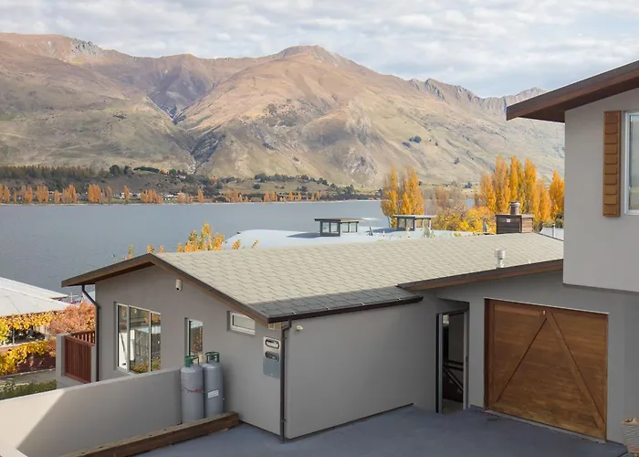 Skyline Outlook - Wanaka Home