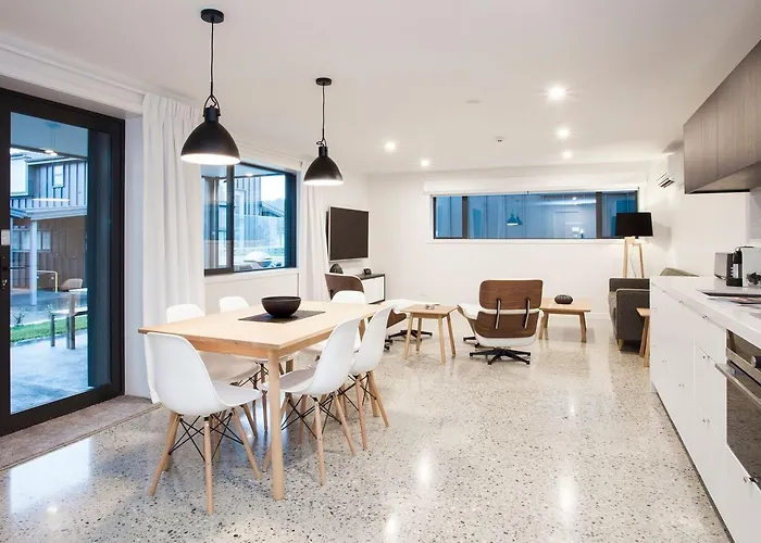 Dungarvon Street Apartments